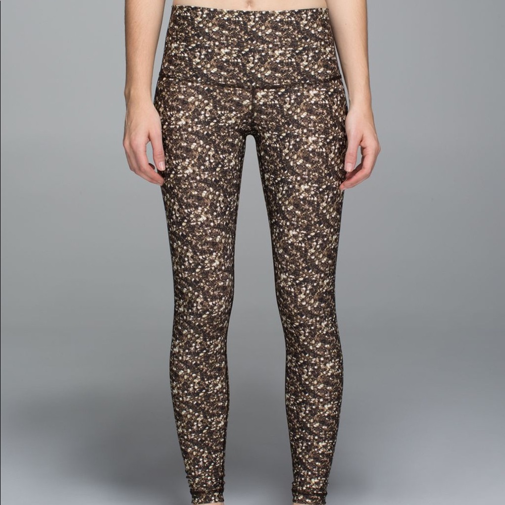 Lululemon Wunder Unders sequin print